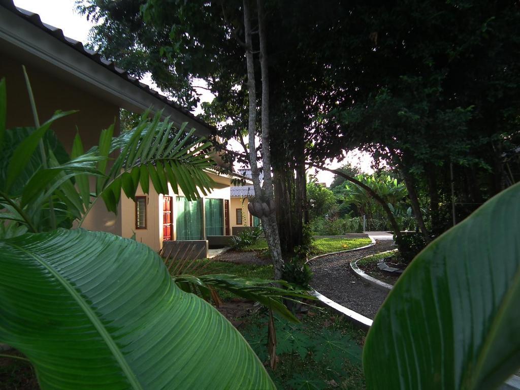 Villa De Mama Rawai Extérieur photo