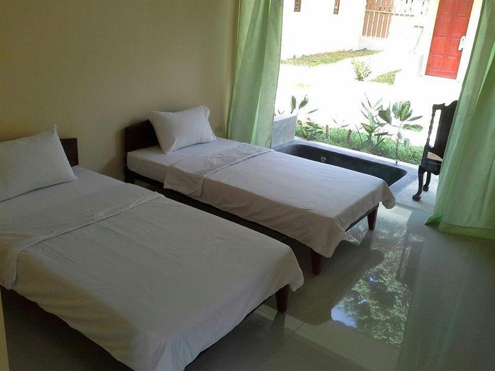 Villa De Mama Rawai Extérieur photo